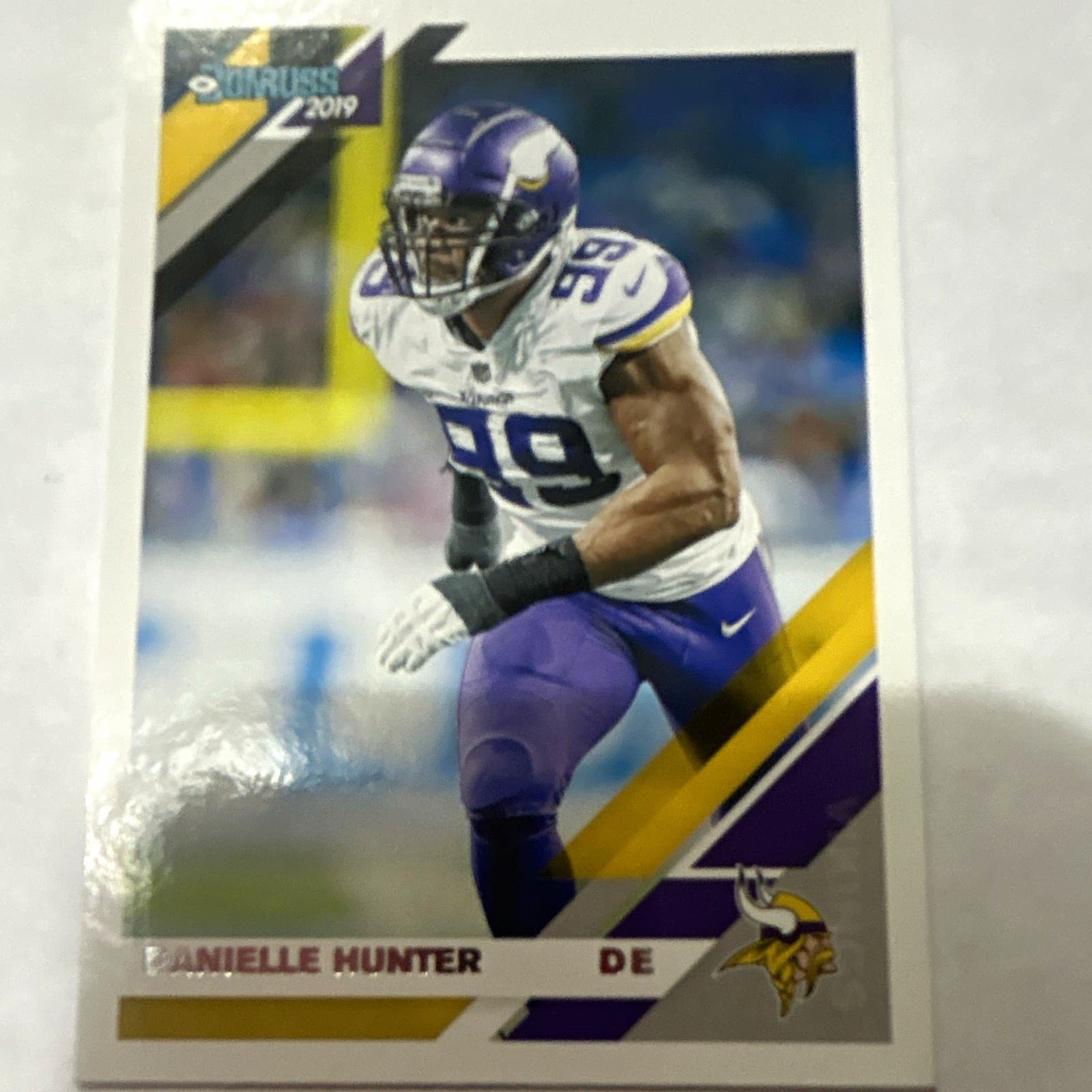 Listing photo for Panini 2019 Donruss Danielle Hunter #160 Minnesota Vikings NFL Football Card