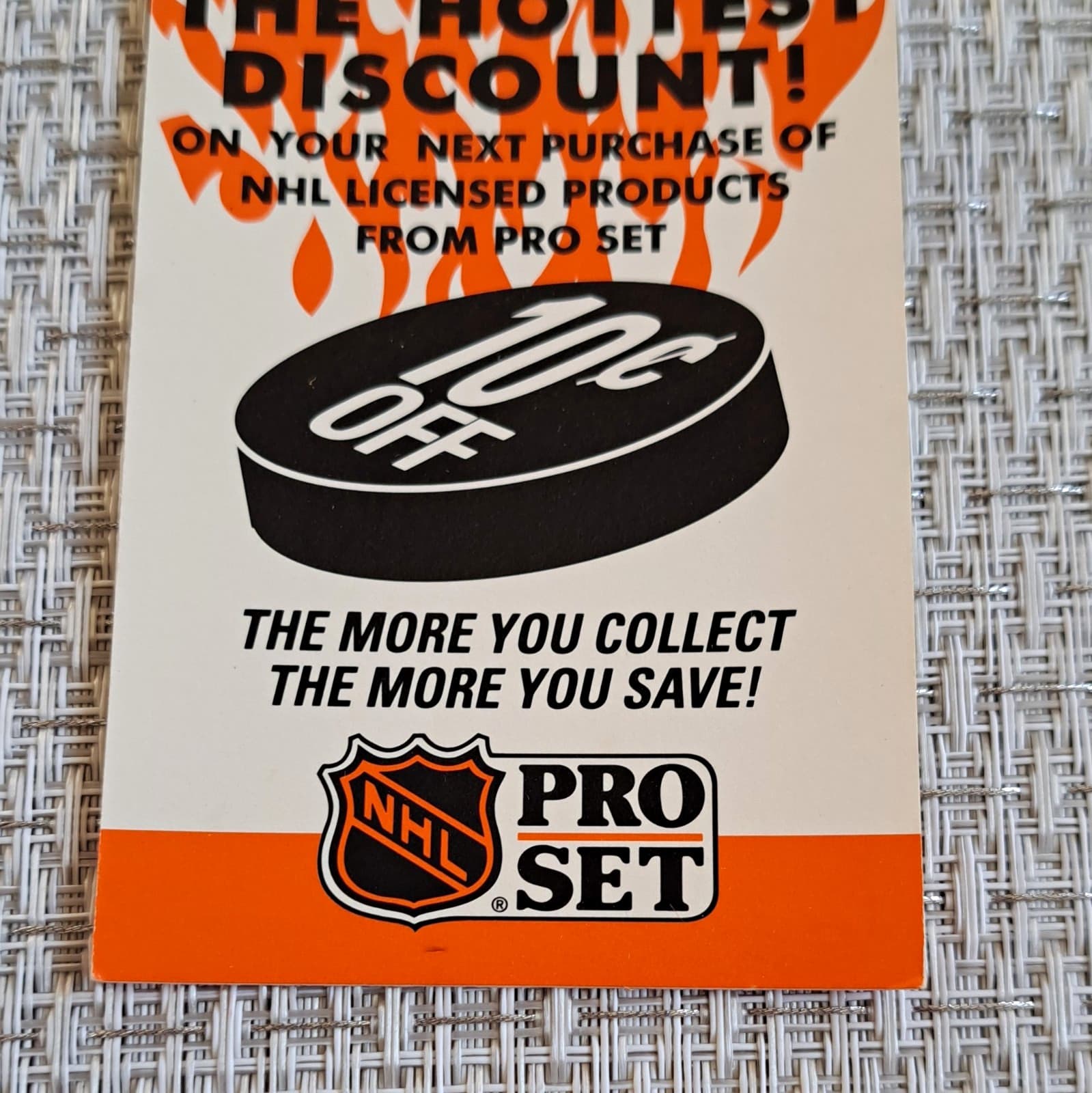 Listing photo for Pro Set 1992 NHL "The Hottest Discount!" Promo Insert NNO Hockey Card