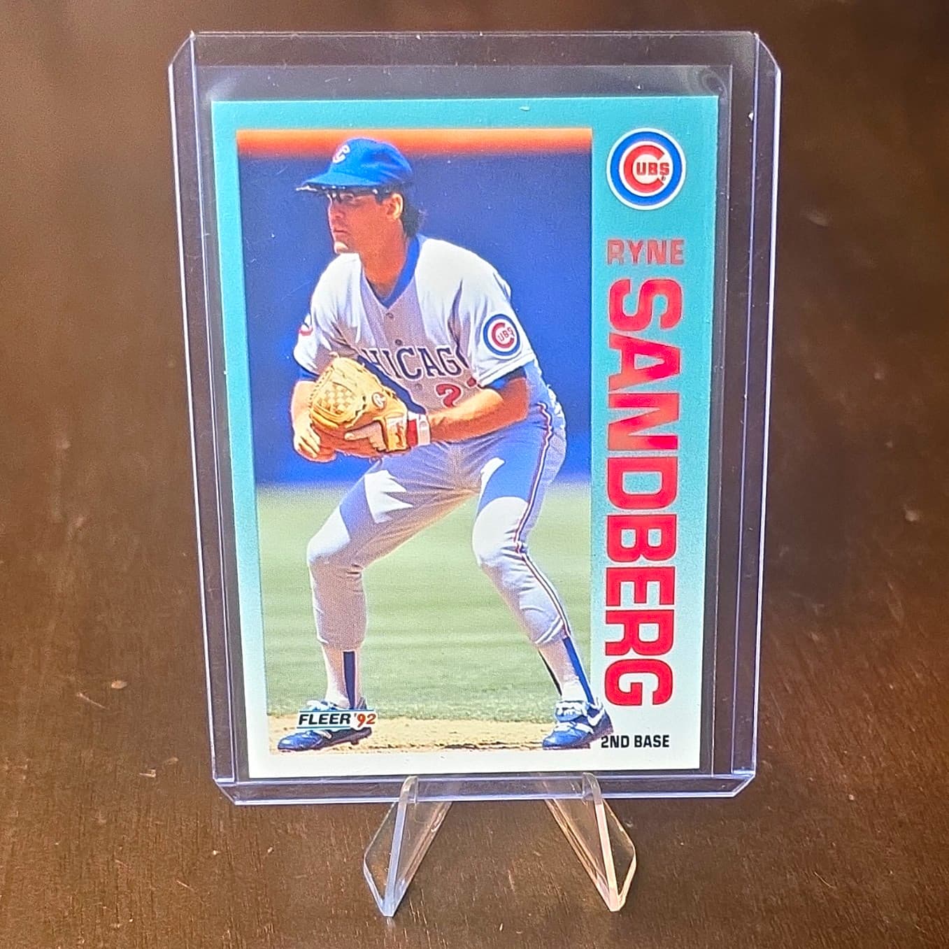 Listing photo for Fleer 1992 Ryne Sandberg Base Set #389 Chicago Cubs MLB Baseball Card