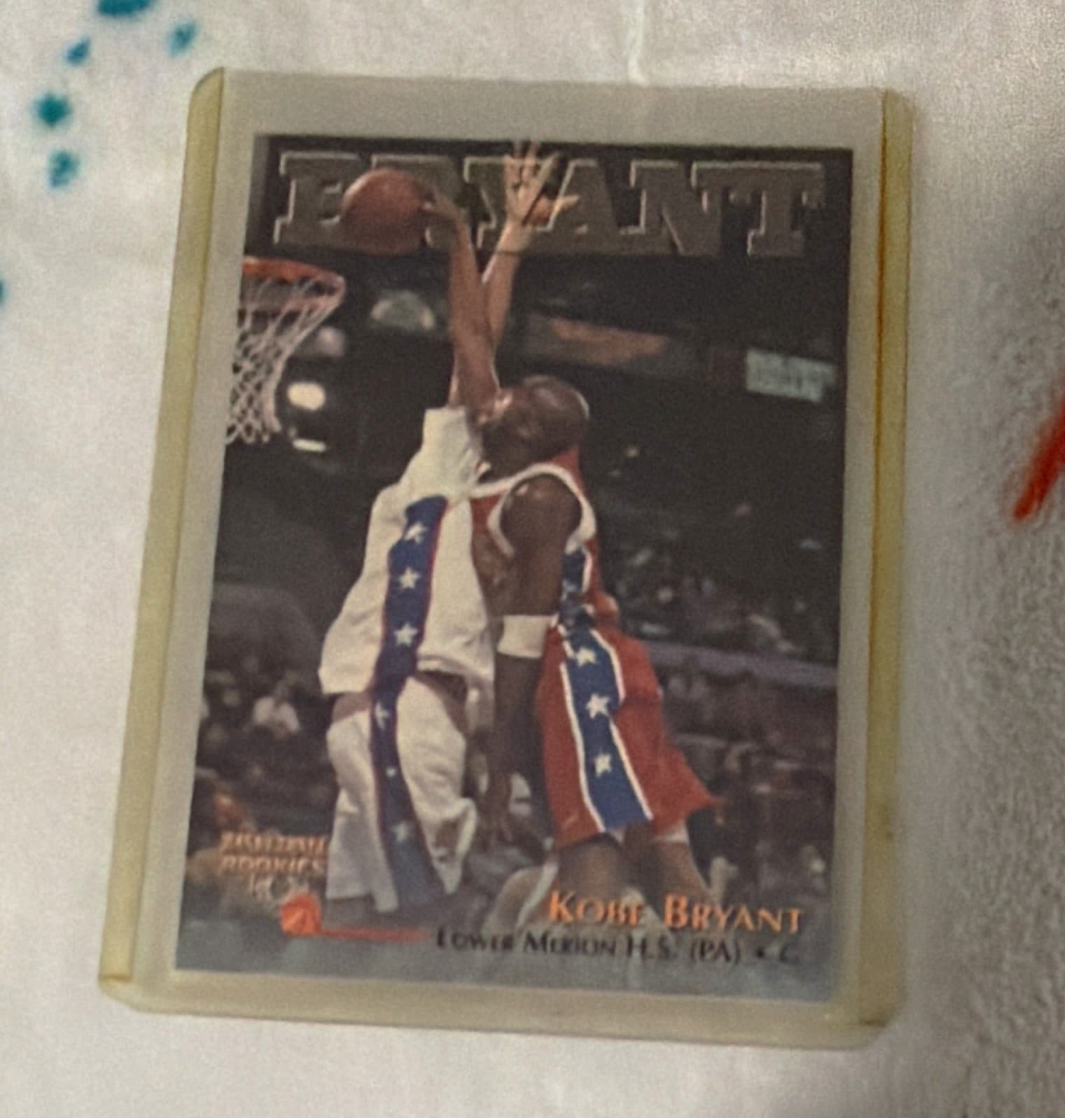 Listing photo for Score Board Basketball Rookies 1996 NBA Kobe Bryant Rookie Card #15 Lower Merion